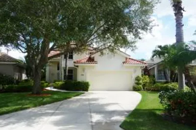 333 Eagleton Golf Drive 1