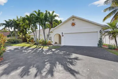 966 NW 37th Avenue 1