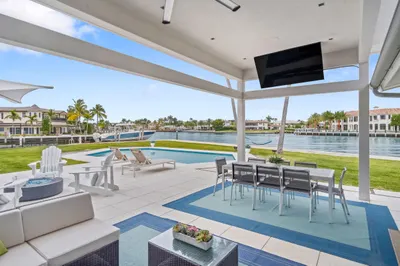 35 Castle Harbor Isle Drive 1