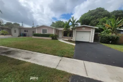 2231 NW 51st Ave 1