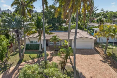 2580 SE 5th Court 1