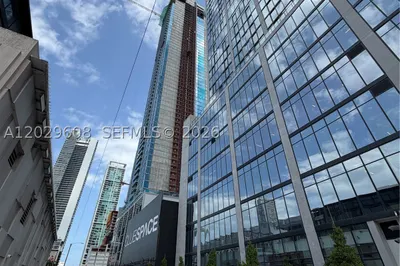 20 NE 11TH ST #3306B 1