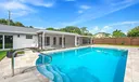109 E Riverside Drive Photo