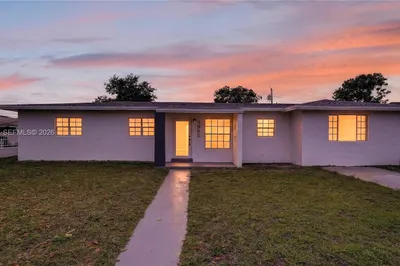 3960 NW 174th St 1