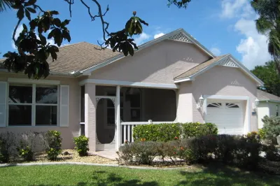 550 NW Portofino Lane 1