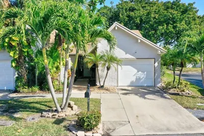 6660 Canary Palm Circle 1