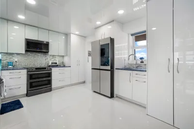 4100 Galt Ocean Dr #404 1