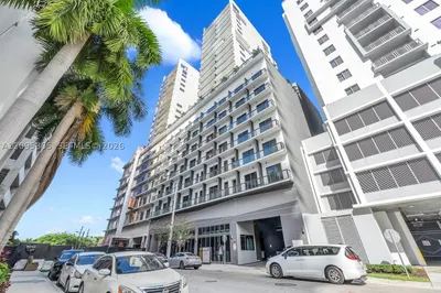 229 SW 9th St #508 1