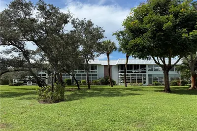 2929 SE Ocean Boulevard #8 1