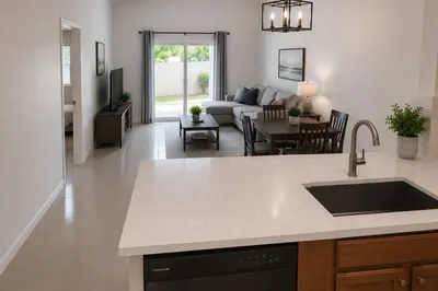 6100 SW 48th Court 1