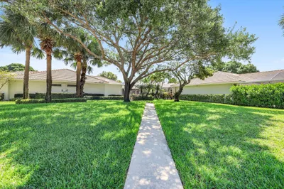 6504 Geminata Oak Court 1