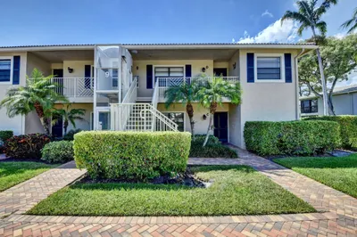 9 Stratford Drive E #B 1