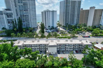 4143 N Ocean Boulevard #101 1