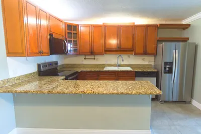 4225 TURNBERRY Circle #7 1