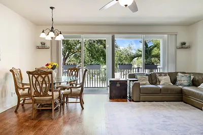 3414 W Mallory Boulevard 1