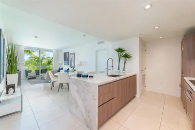 401 N Birch Rd #502 1