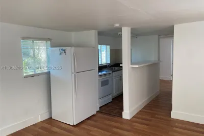 510 NW 3rd St 1