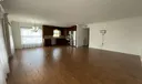 101 Wellington L Photo
