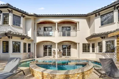 2340 NE 47th Street 1