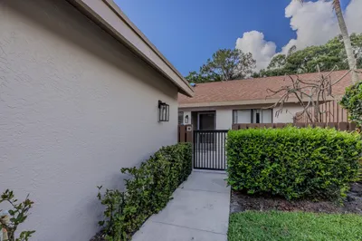 2054 SW Silver Pine Way #123D 1