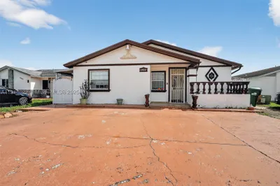 19537 NW 50th Ct 1