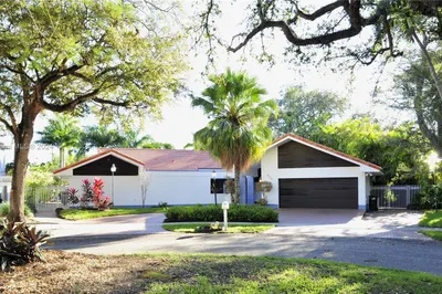 9994 SW 31st Ter 1