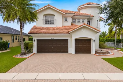 3520 SW 195th Ave 1