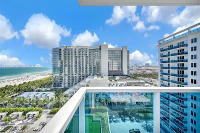 2301 Collins Ave #1204 1