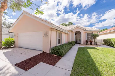 169 E Hampton Way 1