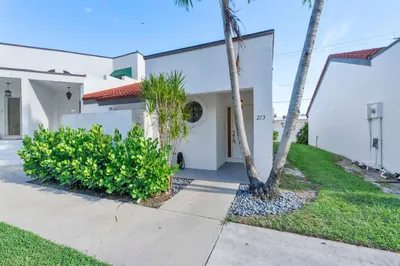273 NW 36th Avenue 1