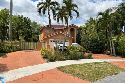15852 SW 79th Ter 1