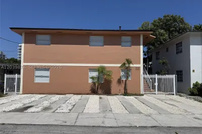 2645 SW 28th Ct #2645 1