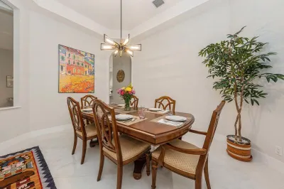 4850 Glenn Pine Lane