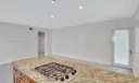 428 Collins Ave #8 Photo