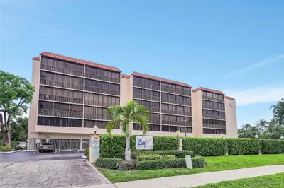 740 S Federal Highway #414 1