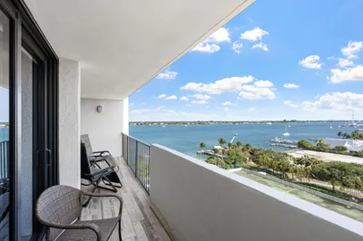5600 N Flagler Drive #905 1