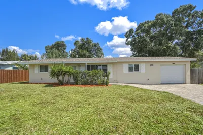 1956 SW 1st Place Sw 1