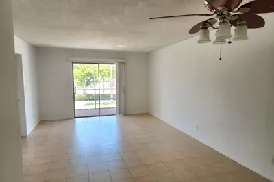 2301 NE 14th Street Cswy #205W 1