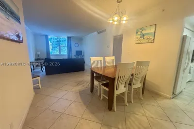 2501 S Ocean Dr #433 1