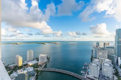 495 Brickell Ave #5601 1
