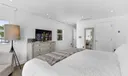 452 Hampton Ln Photo
