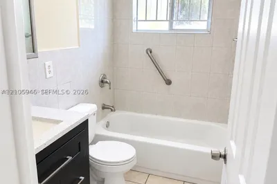 1195 NW 100th Ter #1 1