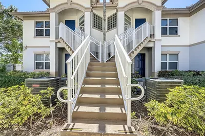 3200 N Haverhill Road-8