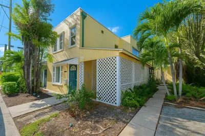 415 6th Avenue N #1/2 1