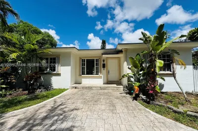 516 La Villa Dr 1