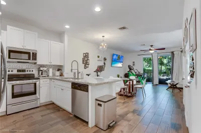 355 SE 1st Dr 1