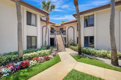 5151 W Club Circle #205