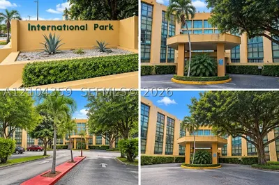 11800 SW 18th St #303-4 1