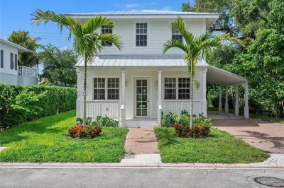 112 Florida Ave 1