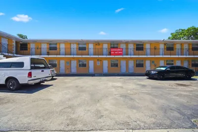 750 NW 56th Street #4 1